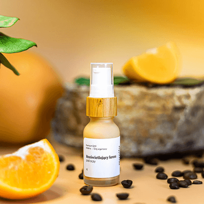 Rozświetlający krem pod oczy Manilu